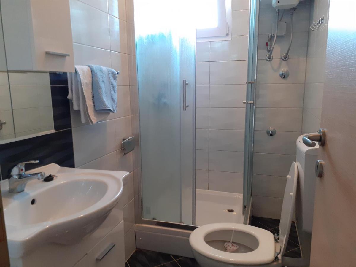 Apartments Rajka لوبار المظهر الخارجي الصورة