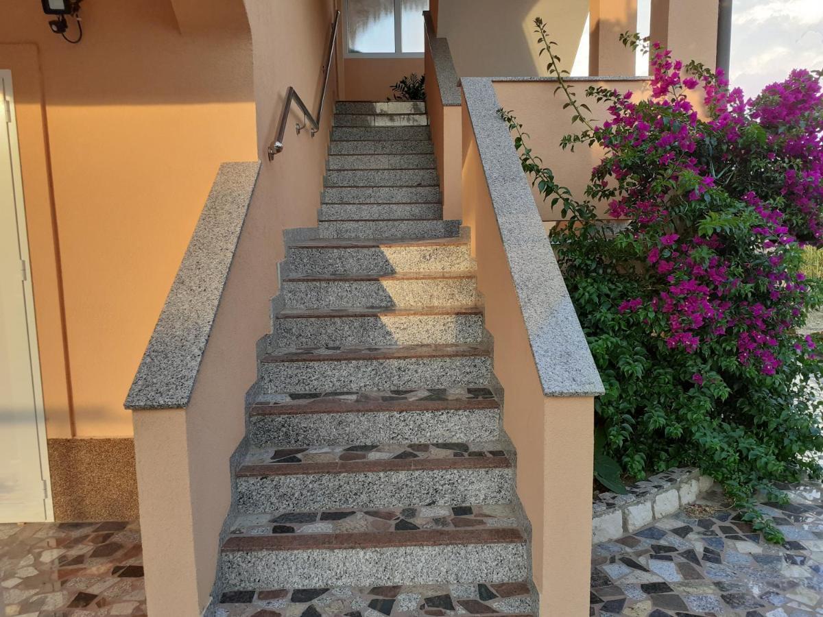 Apartments Rajka لوبار المظهر الخارجي الصورة